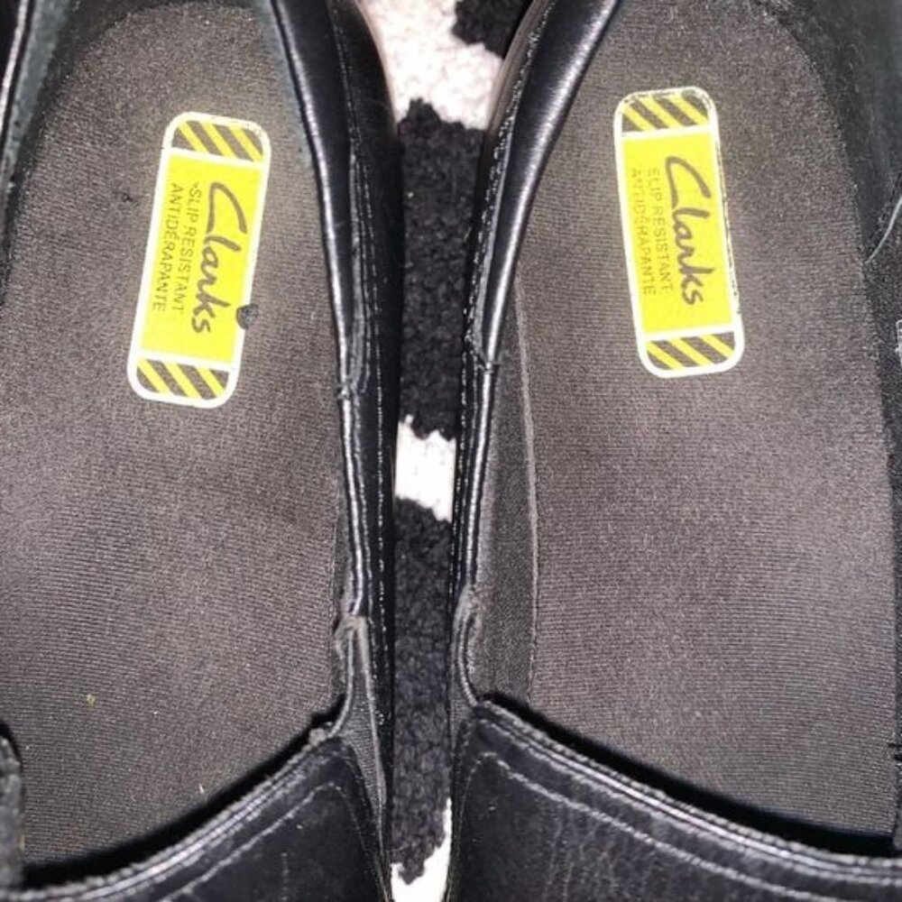 Clarks Womens Black Leather Slip-On Shoes Size 10 - Picture 3 of 10